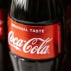 Coca-Cola повертається на полиці українських супермаркетів завдяки поставкам із сусідньої держави