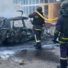 «Спочатку горіла одна машина, потім ударили по решті» – росіяни тричі били по парковці у Краматорську