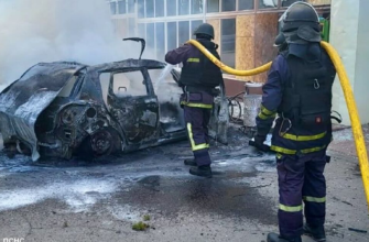 «Спочатку горіла одна машина, потім ударили по решті» – росіяни тричі били по парковці у Краматорську «Спочатку горіла одна машина, потім ударили по решті» – росіяни тричі били по парковці у Краматорську
