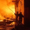 Після нічних вибухів у Хмельницькому зайнявся найбільший ринок міста