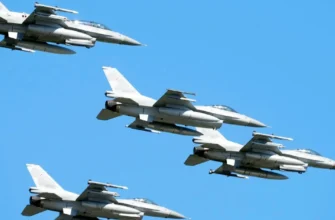 Польща та Румунія терміново підняли в повітря бойову авіацію через російські удари по Україні Польща та Румунія терміново підняли в повітря бойову авіацію через російські удари по Україні