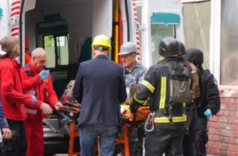 Посеред дня без повітряної тривоги ворог ударив по «Укрзалізниці» в Запоріжжі: є тяжкопоранені Посеред дня без повітряної тривоги ворог ударив по «Укрзалізниці» в Запоріжжі: є тяжкопоранені