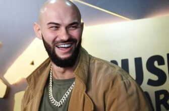 Репер Джиган влаштував стрілянину у власному будинку та дев’ять годин утримував заручників Репер Джиган влаштував стрілянину у власному будинку та дев’ять годин утримував заручників