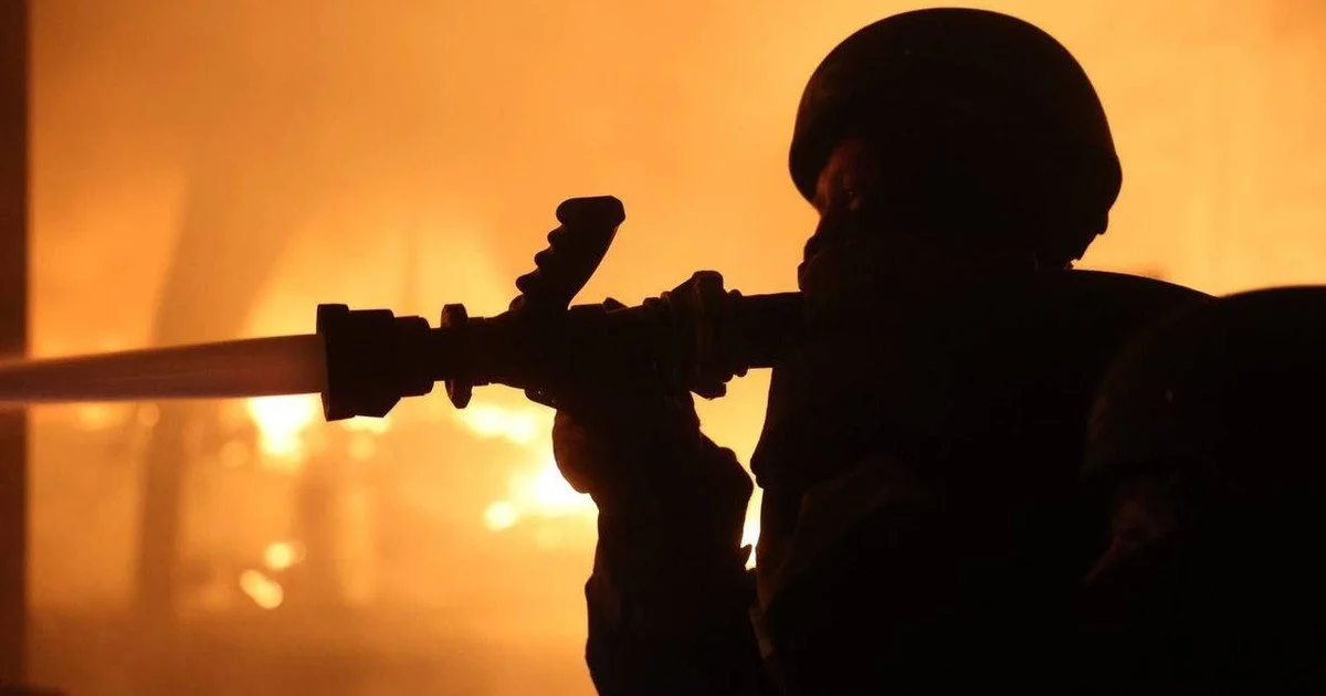В ОВА повідомили про удар росіян по Дніпру: ворог поцілив у бізнес-центр