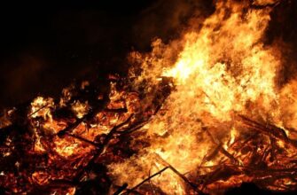 У Харкові російський дрон влучив у багатоповерхівку: що відомо
