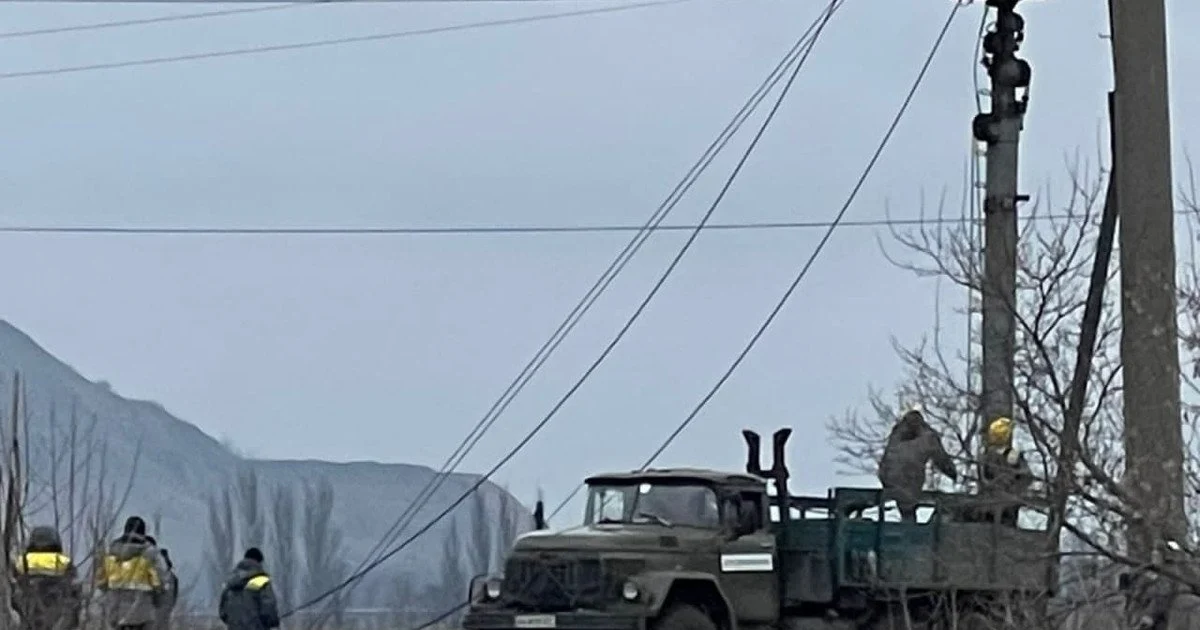 «Постраждалих немає» — на Вінниччині ворог поцілив у залізничний об’єкт, знеструмлено тисячі домівок