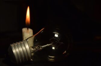 Уночі Росія атакувала енергетику України: у чотирьох областях можливі відключення світла