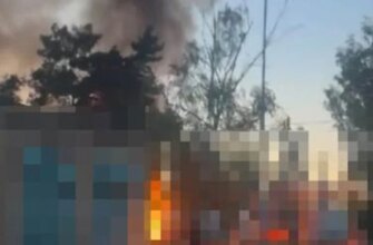Пожежа на Київщині після удару РФ — пошкоджені склад і підприємство