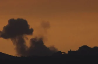 Російські війська атакували Хмельницький: у місті сталася велика пожежа Російські війська атакували Хмельницький: у місті сталася велика пожежа
