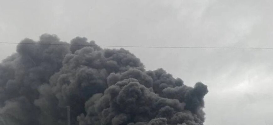 Є поранені та значні руйнування — окупанти вдарили шістьма КАБами по Сумах