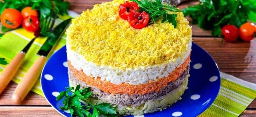 Звичний салат «Мімоза» готують за оновленим рецептом з особливим інгредієнтом