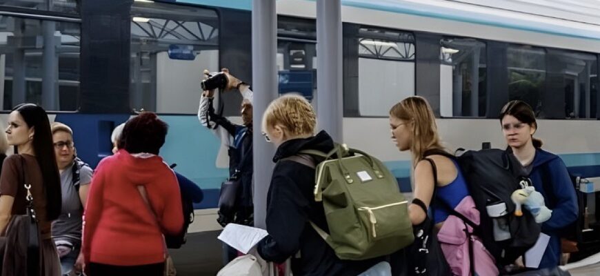 Укрзалізниця змінила правила посадки на вокзалах під час тривог через загрозу ударів
