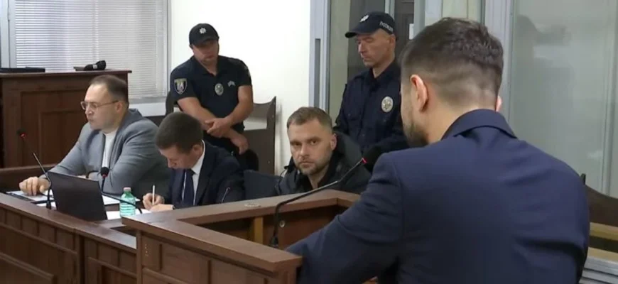 Суд заарештував Кропиву у справі про «кришування» колцентрів і визначив заставу Суд заарештував Кропиву у справі про «кришування» колцентрів і визначив заставу