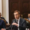 Державні фінанси на межі краху — премʼєр Корецький терміново звернувся до парламенту