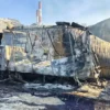 Російський дрон повністю зруйнував у Києві склад із дитячими іграшками