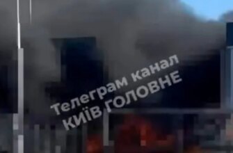 «Палають автівки прямо на заправці» – у Києві біля ТРЦ «Республіка Парк» стався приліт
