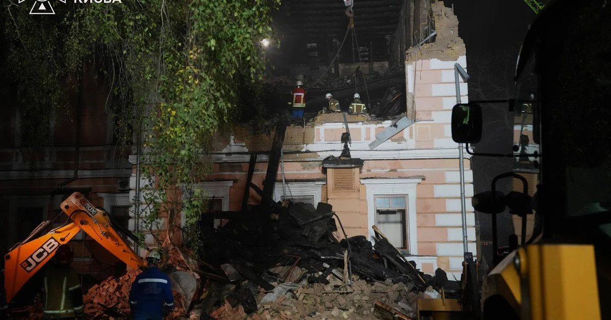 «Деблокували ще одного загиблого» — у Києві зросла кількість жертв після удару по Академії наук