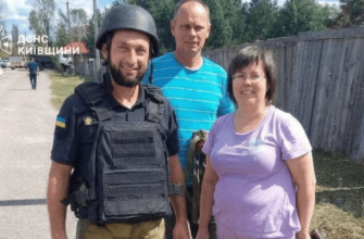«Цілий і неушкоджений — він знову був на волі»: у Милі під Києвом врятували песика з ями