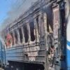 Є загиблий та багато поранених — окупанти вдарили по пасажирському потягу на Харківщині