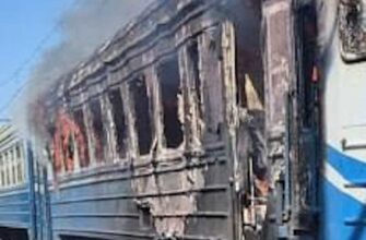 Є загиблий та багато поранених — окупанти вдарили по пасажирському потягу на Харківщині