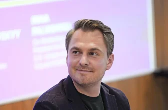 Ексгенпрокурор Кравченко виїхав за кордон на елітному таксі замість службового авто