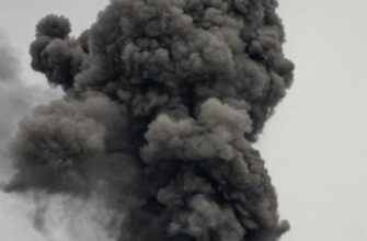 Удар ворога по Київщині: палають склади, серед людей є загиблі й поранені