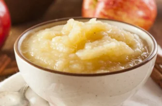 Яблучне пюре без цукру на зиму: простий рецепт із двох інгредієнтів