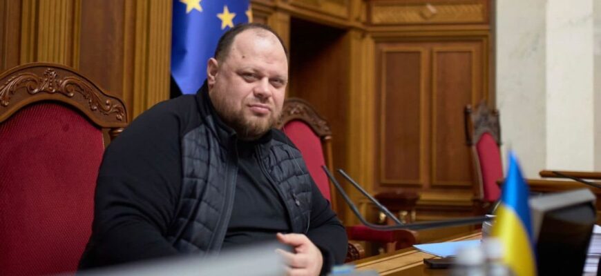 Стефанчук вимагає урізати шалені виплати чиновникам у бюджеті на 2027 рік
