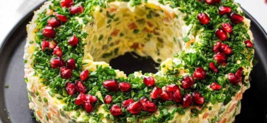 Кулінарка показала, як зробити олів’є рулетом із домашнім майонезом