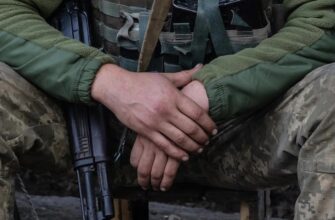 На Житомирщині 17-річна дівчина на завдання російських спецслужб отруїла метадоном двох військових