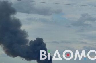 Ворог знову атакував Дніпро: в одному з районів спалахнула пожежа, зʼясовують наслідки