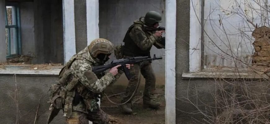 Окупанти просочилися в Купʼянськ підземним шляхом: розкрито несподівану лазівку ворога