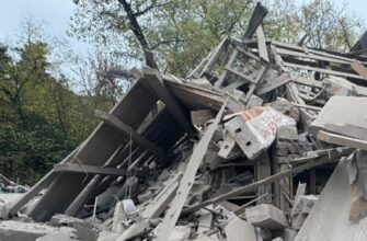 Удар КАБами по житлових будинках у Сумах забрав життя людини: є поранені!