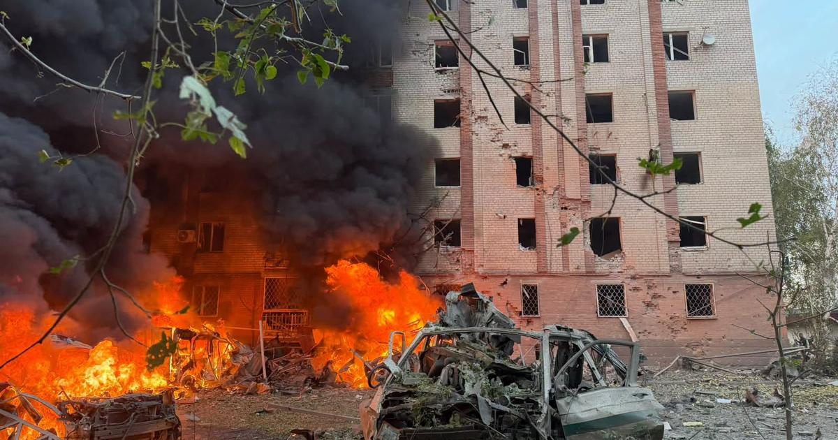 Удар по житлових багатоповерхівках у Слов’янську: серед поранених є діти!