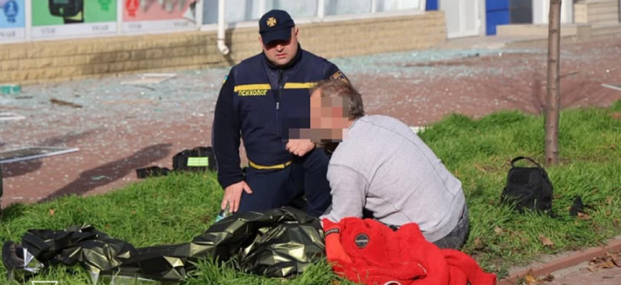 Трагічний удар по центру Чернігова забрав життя юних дівчат: є поранені!