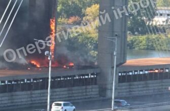 Дрон вдарив поруч із потягом метро на мосту, але люди дивом не постраждали