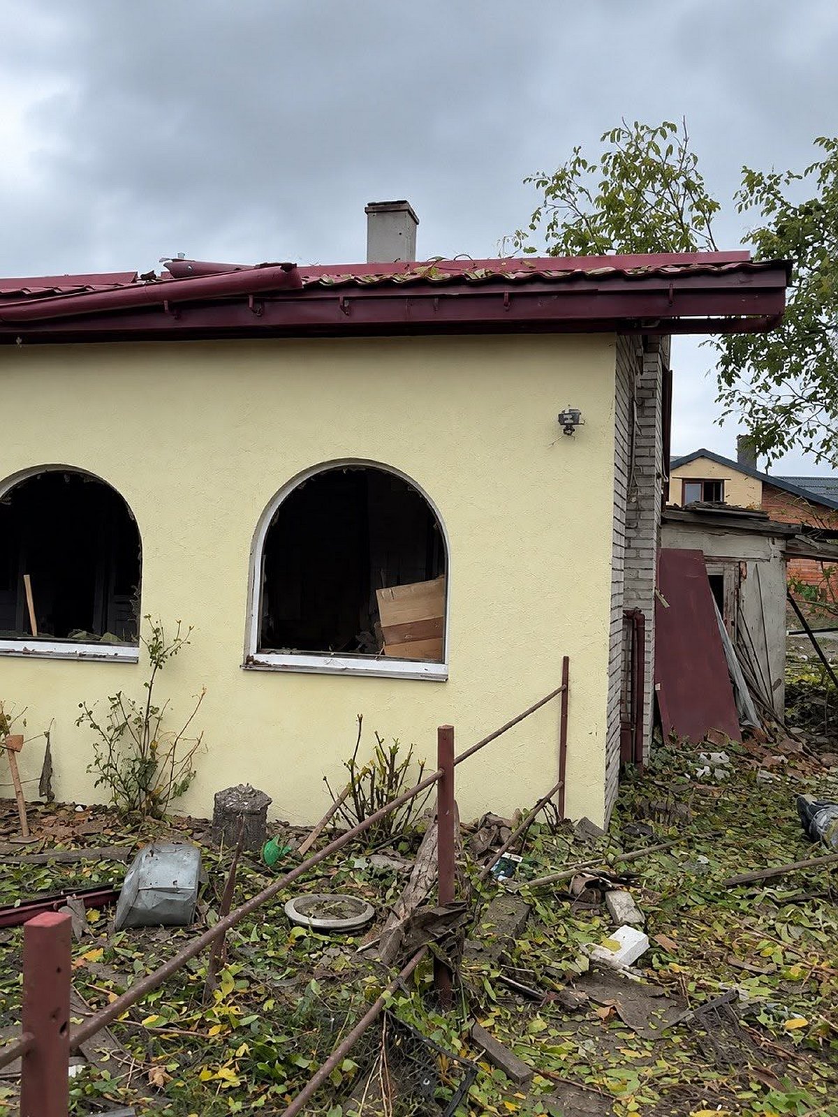 Львівщина здригнулася від ранкової атаки: стало відомо, куди поцілив ворог