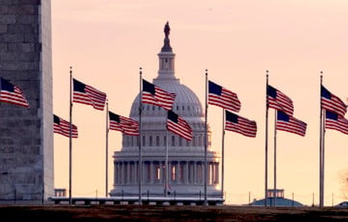 Конгресмен США пригрозив зняти фінансування з відомств через обмеження Starlink для ЗСУ