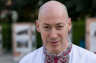 Гордон відсвяткував 59-річчя у спортзалі, а Бацман зізналася йому в коханні