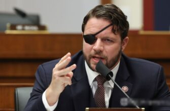 У США закликали відкрити Україні зв’язок Starlink над Росією для знищення балістики