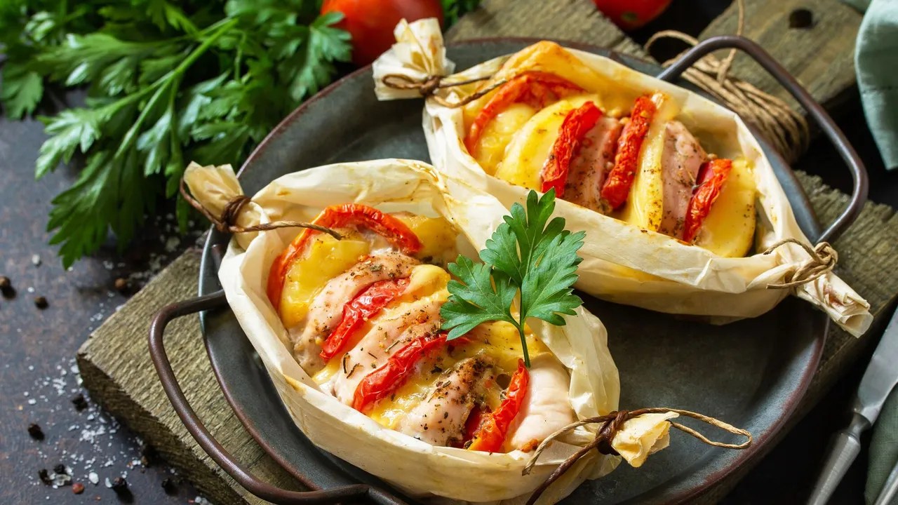 Куряче філе більше не буде сухим: кулінарка розкрила простий секрет соковитого м’яса