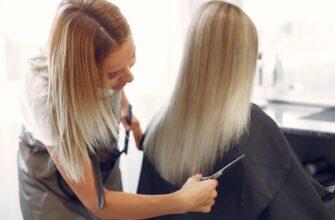 Місячний календар стрижок на листопад 2026: дні, коли зміна зачіски піде на користь волоссю