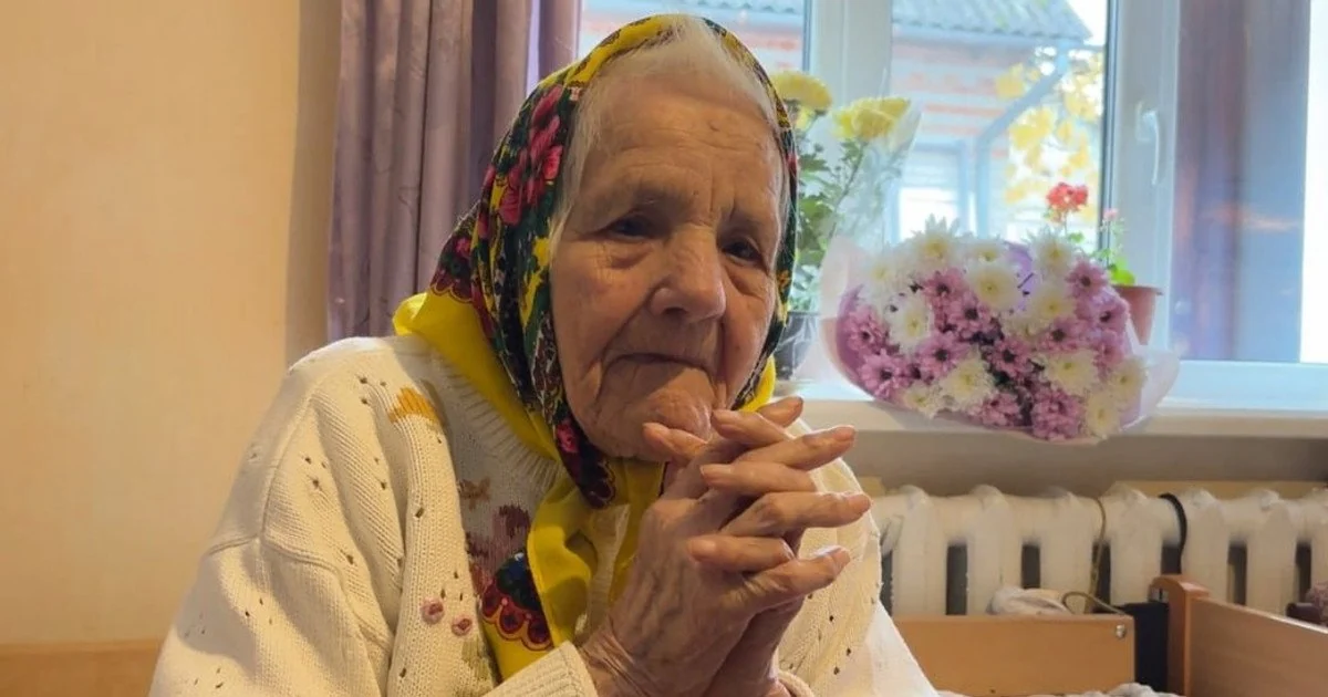 Виховала 10 дітей і бачила війну: 104-річна українка зізналася, що врятувало їй життя