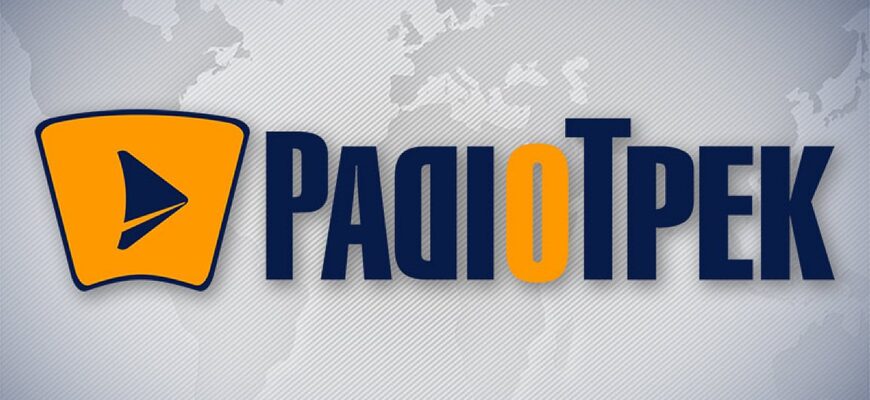 На Житинському кільці біля Рівного зіткнулися автомобіль та мотоцикл