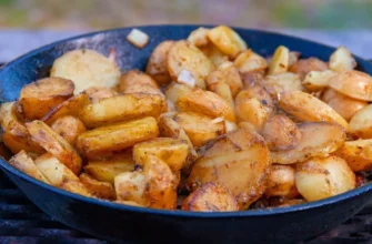 Кулінари назвали незвичний продукт замість олії, з яким смажена картопля вийде ідеально хрусткою