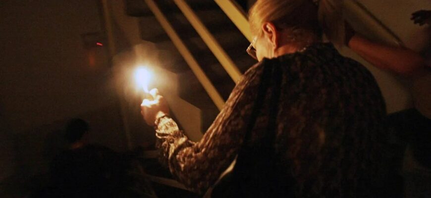 Відключення світла повертаються навіть у тепло: у Міненерго розкрили несподівану причину