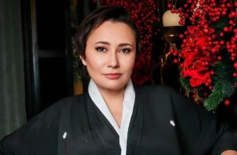 Олена Мозгова відверто розповіла про пологи після 40 років: що відчула зірка