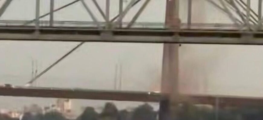 Ворог знову бʼє по київському мосту: оприлюднено перші подробиці атаки