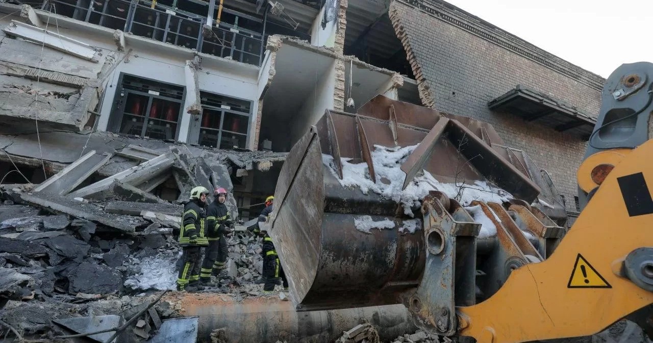 «Сидітимуть без світла по 14–16 годин» — для українців озвучили тривожний прогноз на жовтень