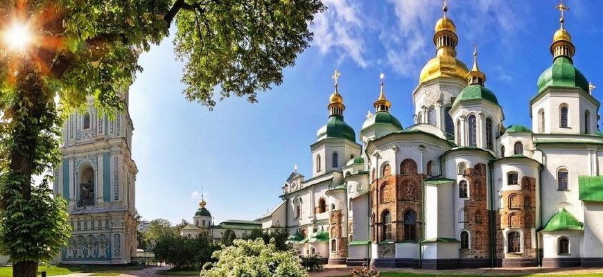 Церковне свято 6 жовтня змінює звичний розклад: що суворо заборонено робити цього дня